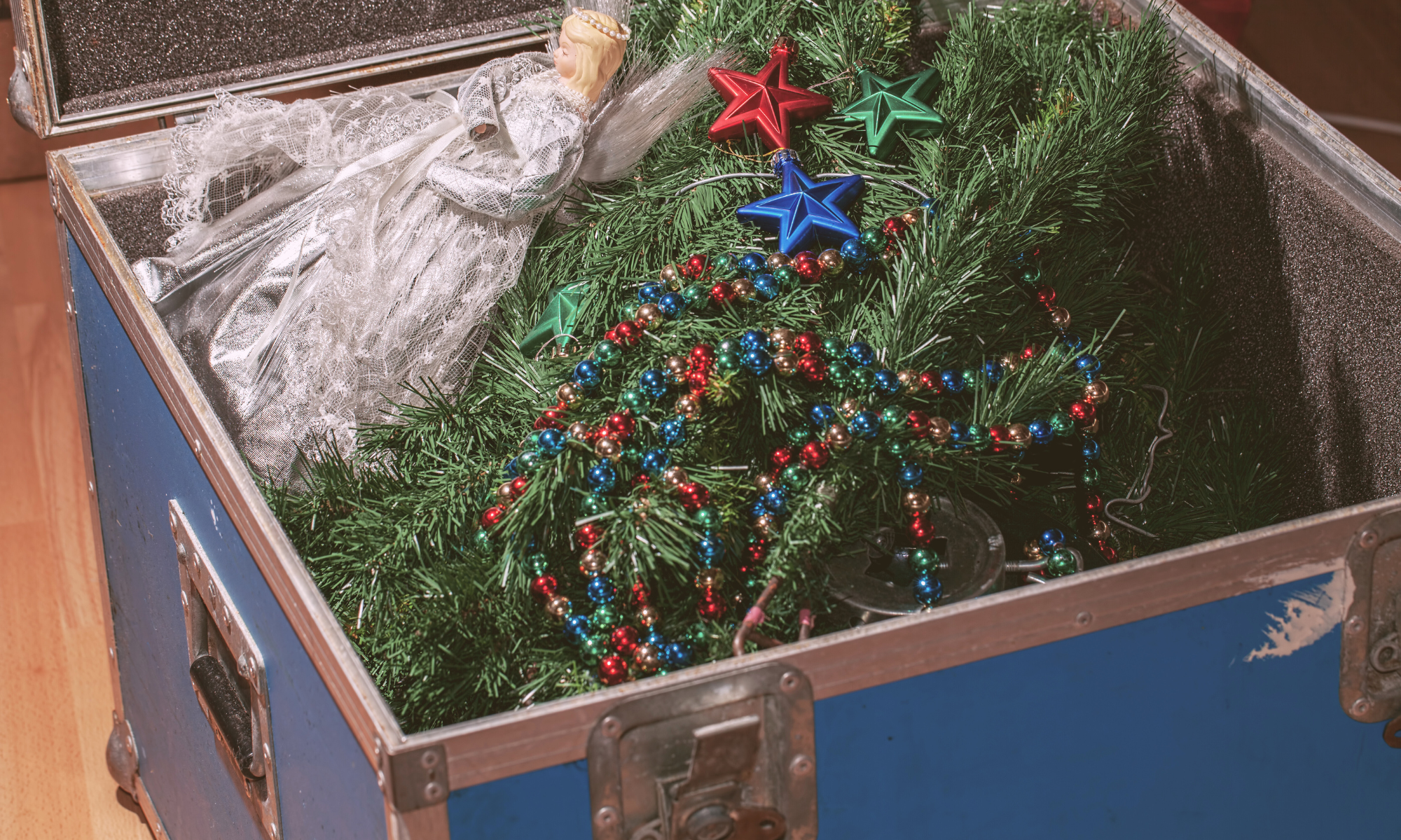 How to Set Up a Small Christmas Village Display in 5 Simple Steps